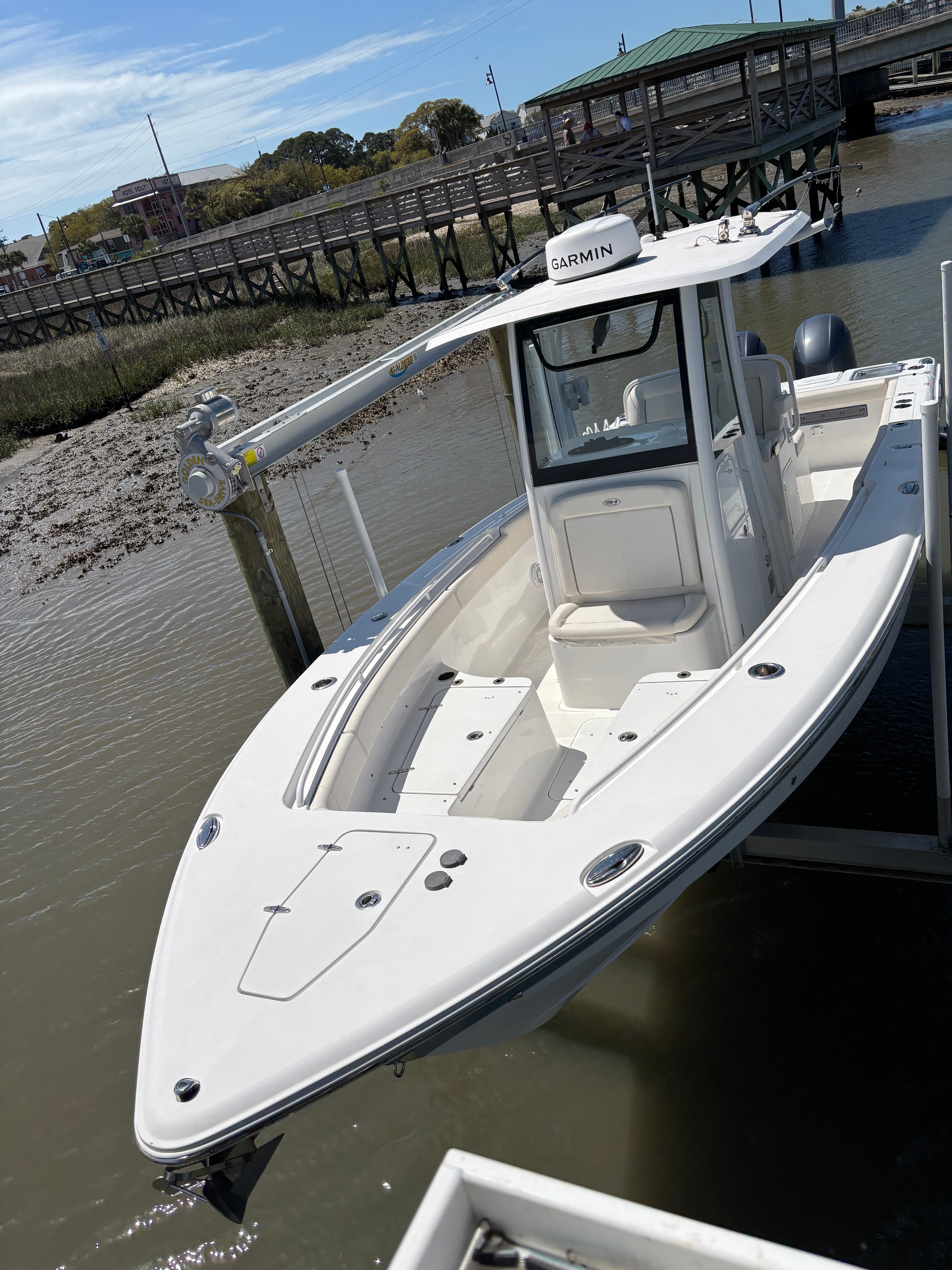 Sea Hunt Gamefish topside detail
