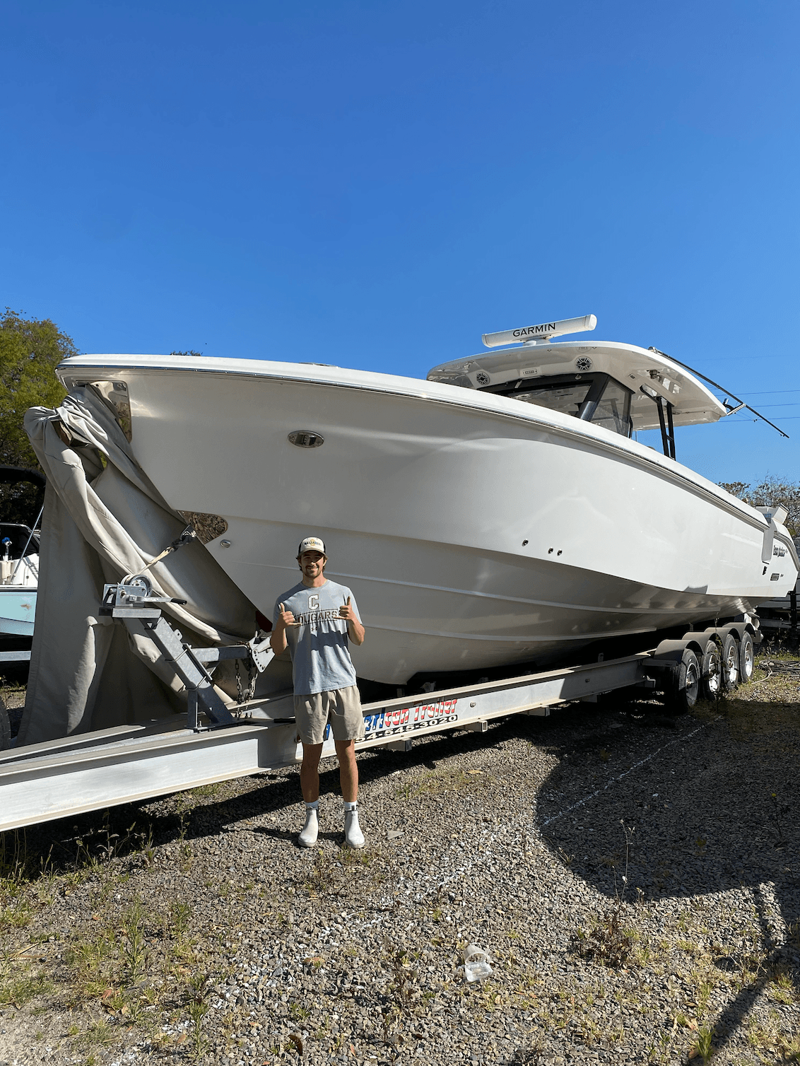 40' Edgewater — hull gloss